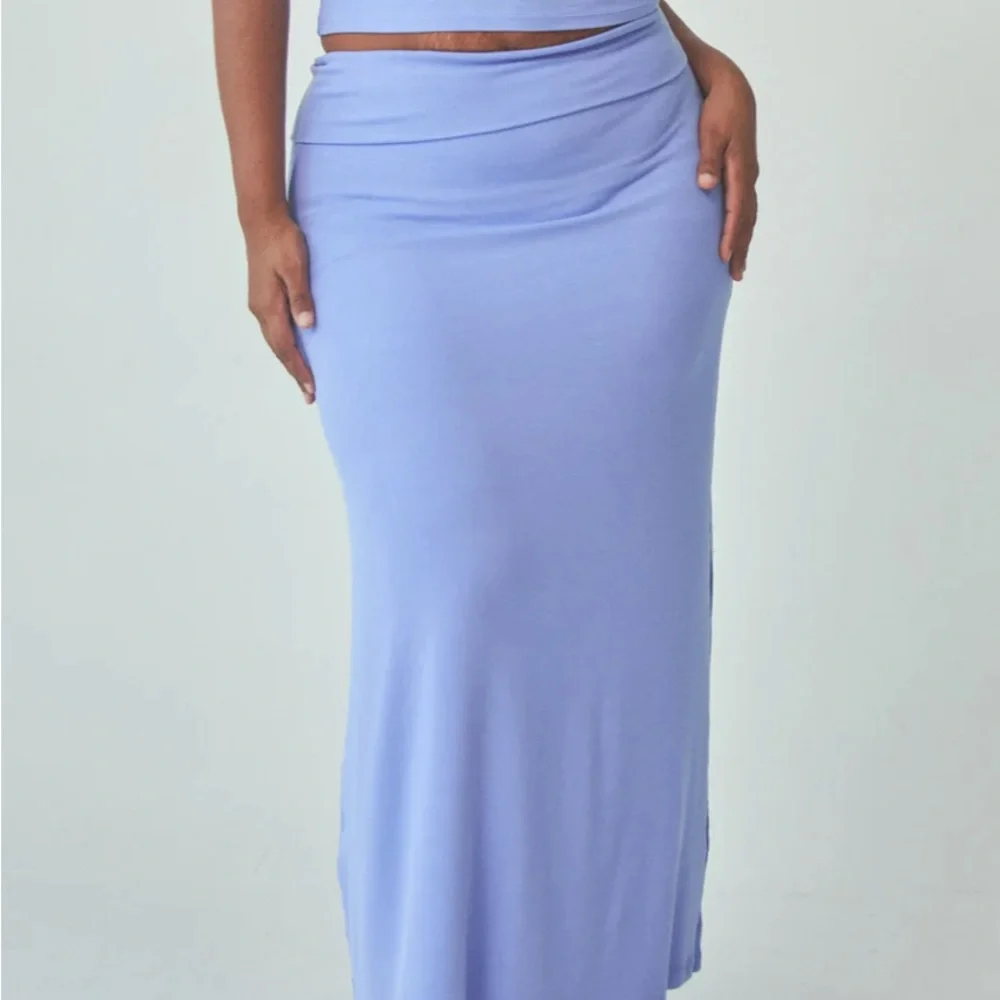 Periwinkle ribbed fold over maxi skirt - Picture 1 of 2